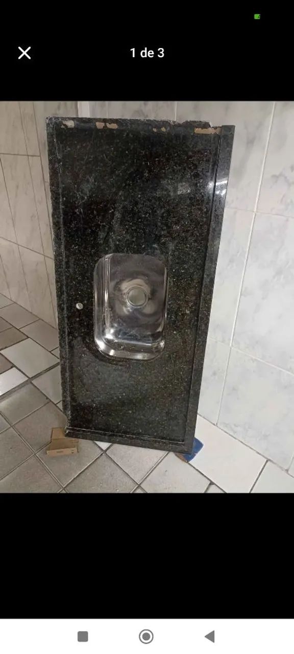 Vendo pia de mármore usada em bom estado.