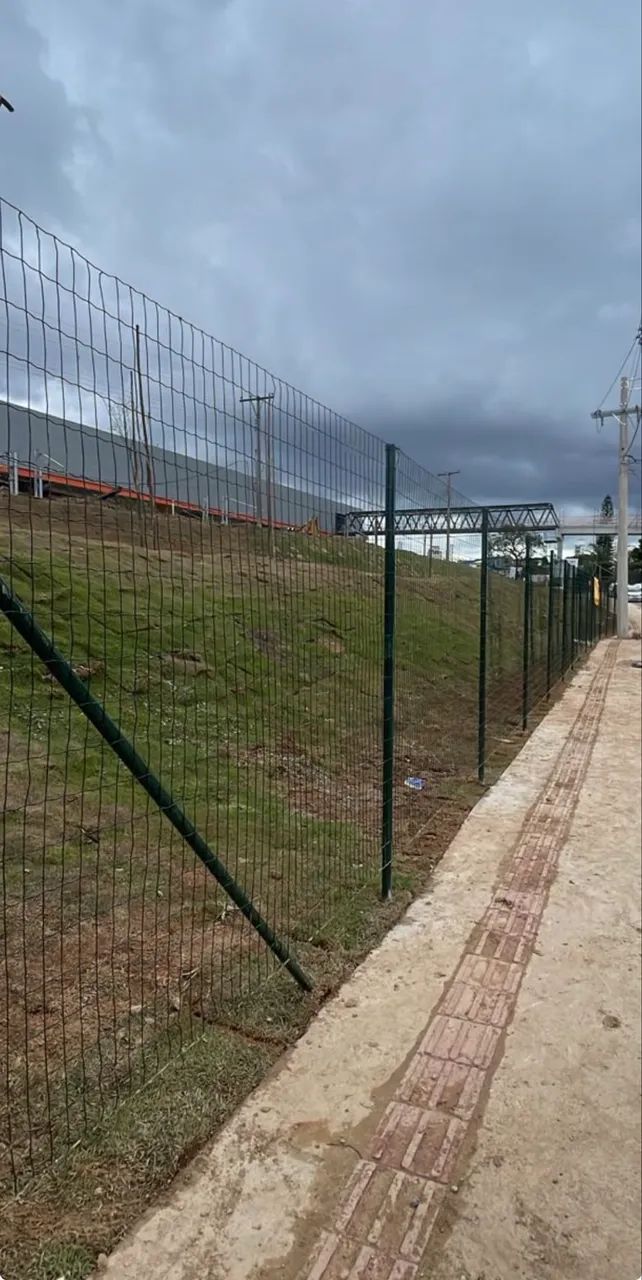 Gradil metálico verde (Alambrado)  - Foto 3