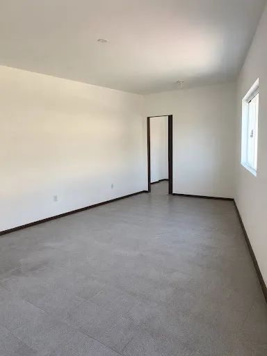 Sala comercial com 28 m² no Centro de Poá/SP - Foto 2
