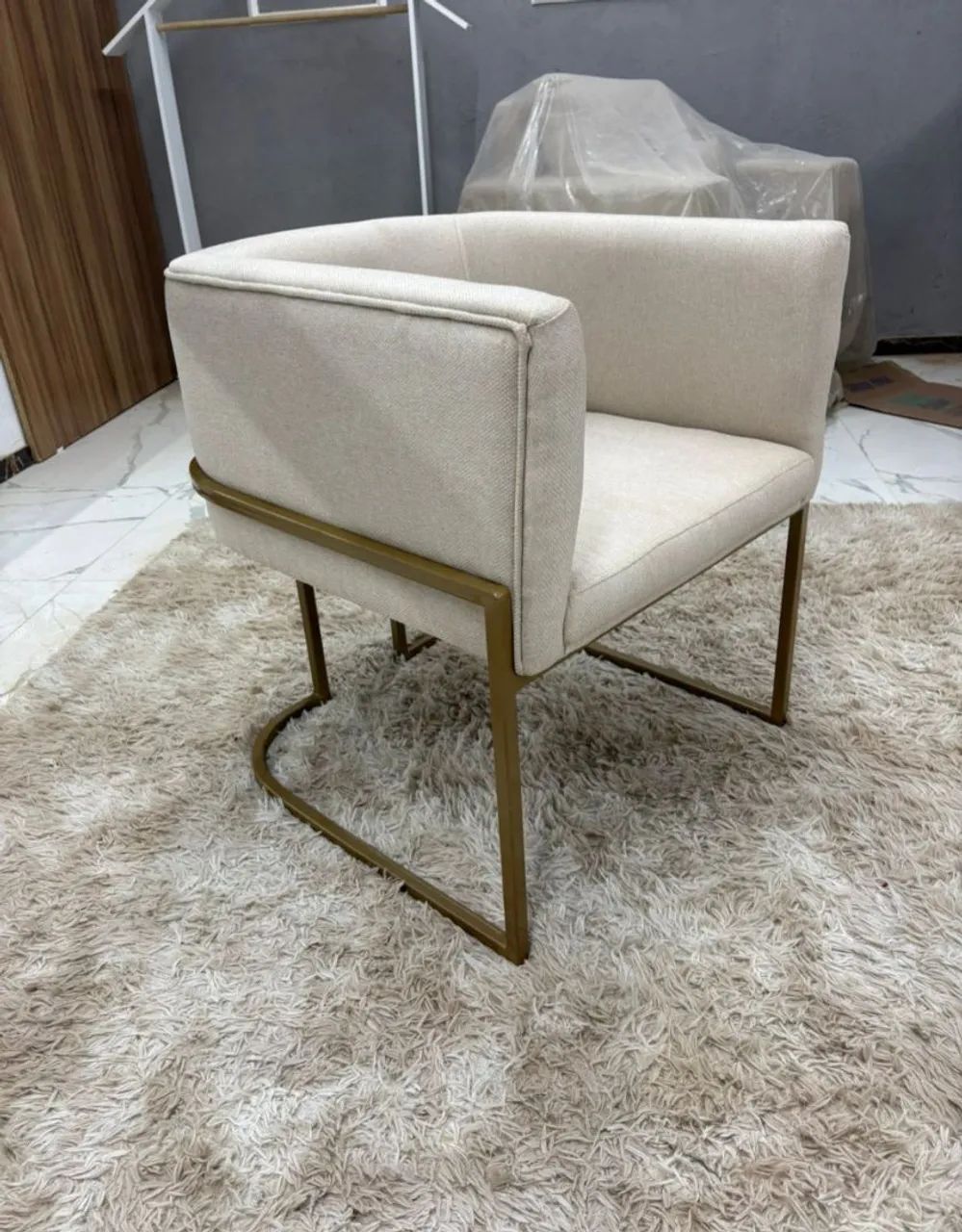 Cadeira poltrona luxo decorativa  - Foto 3