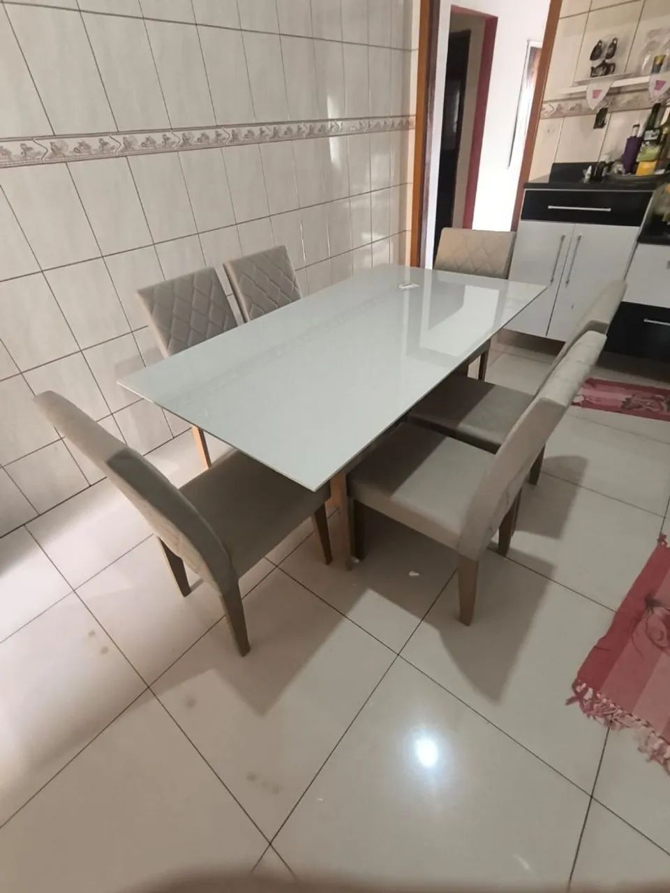 Mesa de jantar com 6 cadeiras novas  - Foto 3