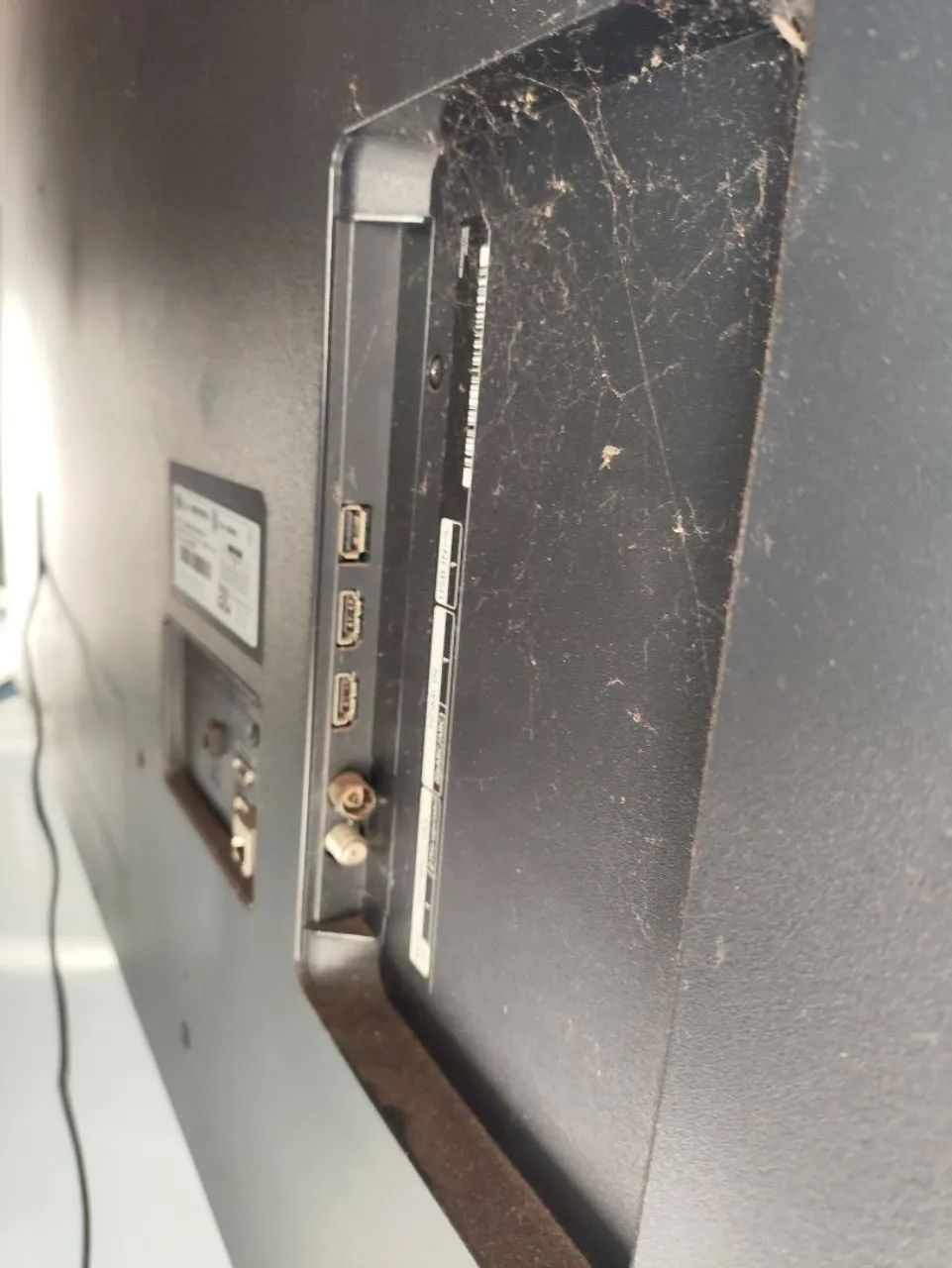 Vendo tvs com defeito. Vamos negociar  - Foto 3