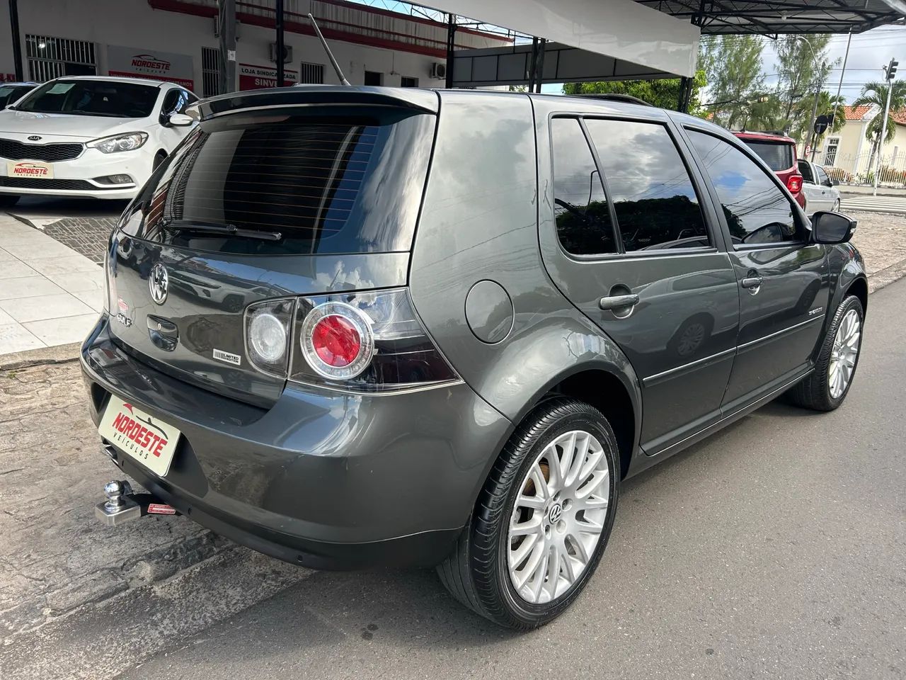 Volkswagen Golf Sportline 1.6 MI Total Flex 8V 4P 2014 - Foto 4