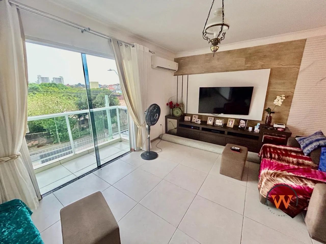 Casa para venda com 4 quartos, 359 m² - Coloninha. Florianópolis. - Foto 4
