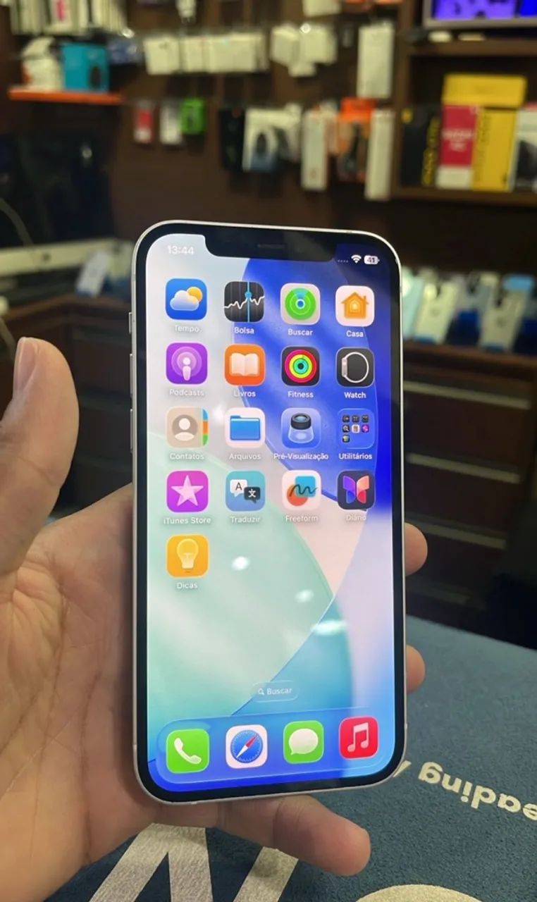 iPhone 12 