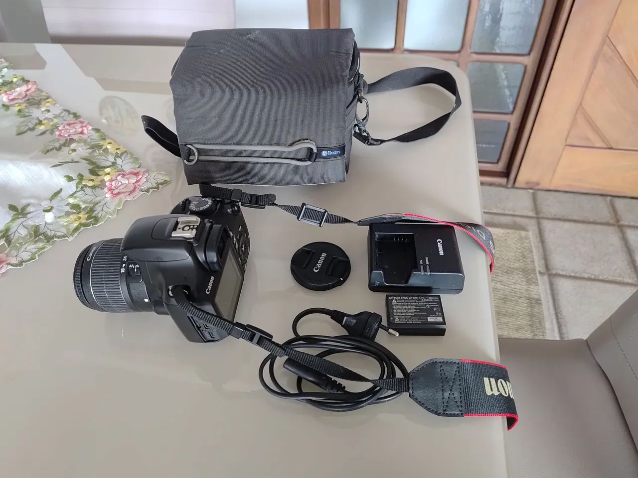Canon EOS REBEL T3 - Foto 2