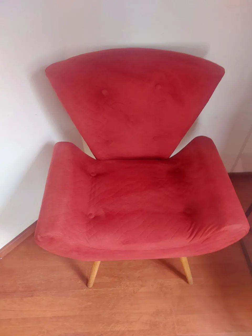 Poltrona tulipa Vinho/Marsala  - Foto 3