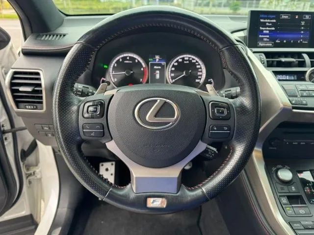 Lexus NX-200t F-sport 2.0 16V 238cv Aut., foto 20 de 20