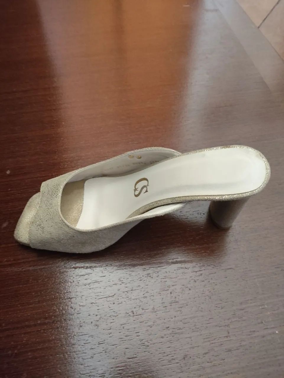 Sapatos semi novos 35 - Foto 5