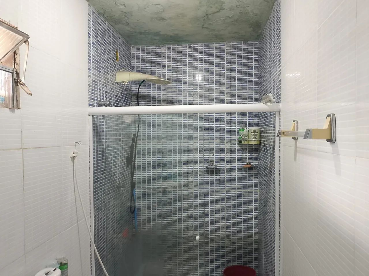 Oportunidade, casa excelente e grande  - Foto 5
