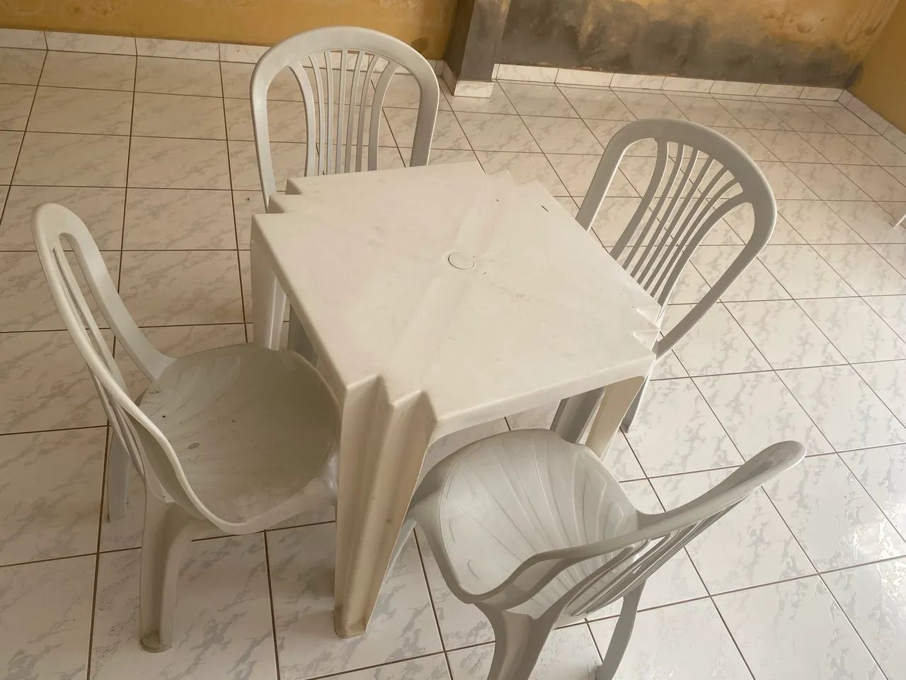 Jogo de mesa com cadeira  - Foto 2