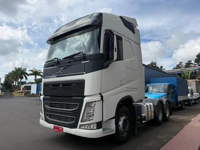 Volvo FH500 Globetrotter 6x2T 2017/2018 - Foto 5