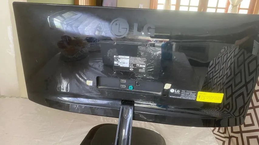 Monitores 24? e 25? - Neologic + LG Flatron - Ótimo Estado - Foto 4