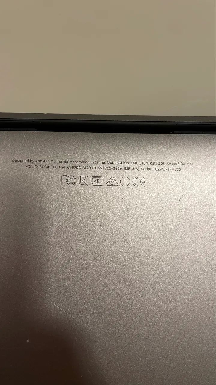 MacBook Pro, modelo A1708, 8GB, 128GB de SSD - Foto 2