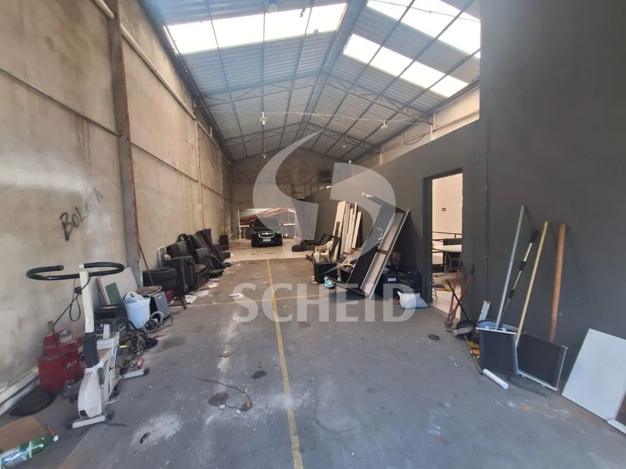 Galpão a venda de 600,00m² útil, com 3 vagas no Jabaquara ! - Foto 2