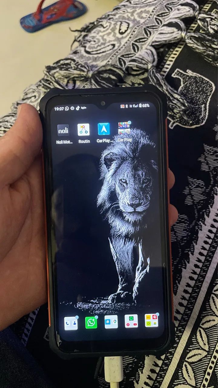 Celular indestrutível 