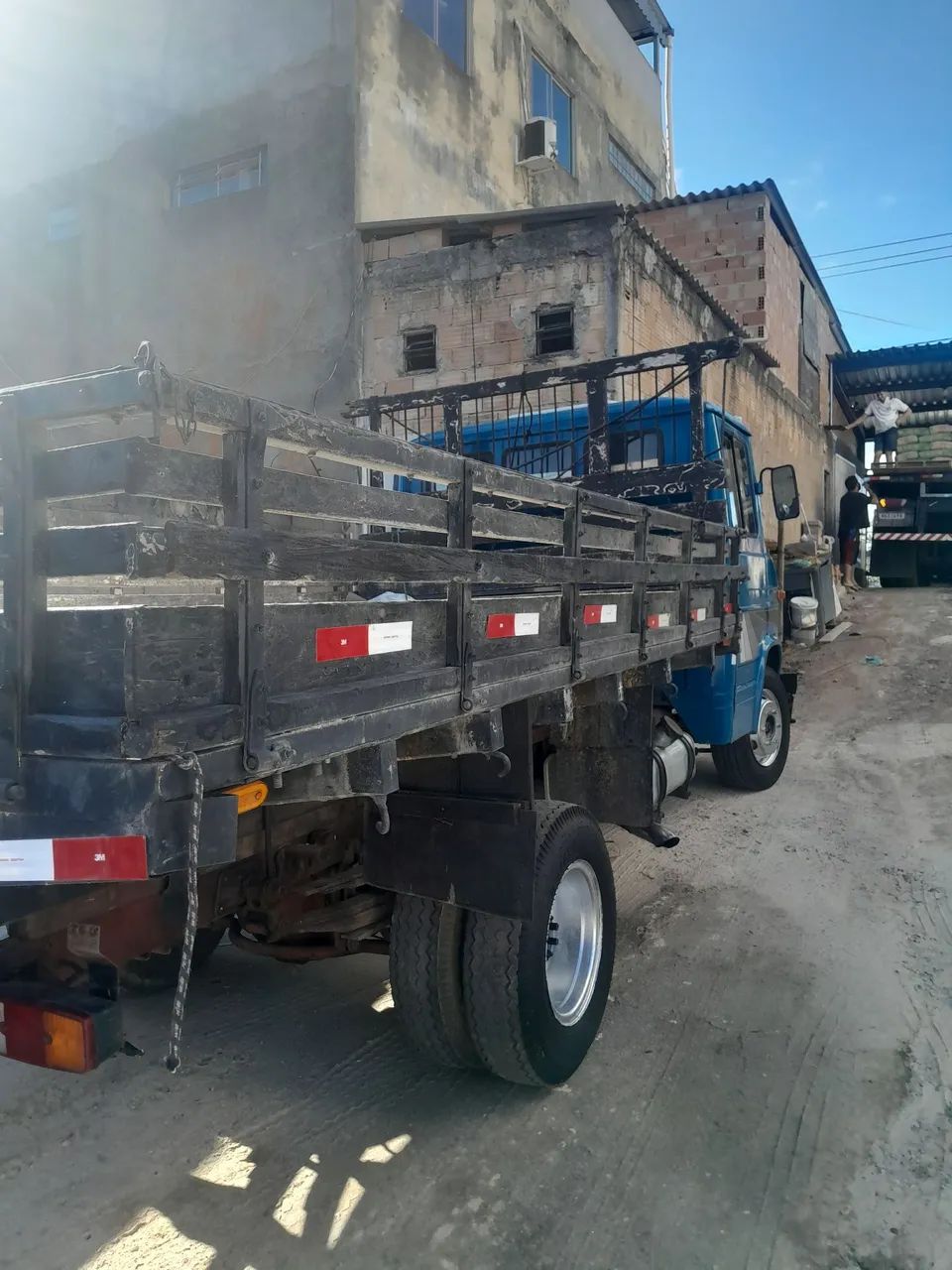 Caminhão 608 D 3/4 - Foto 3