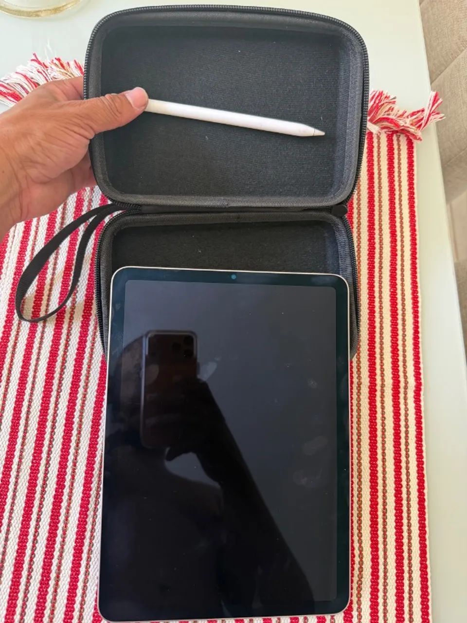 Vendo iPad 5 geração com a caneta  - Foto 3