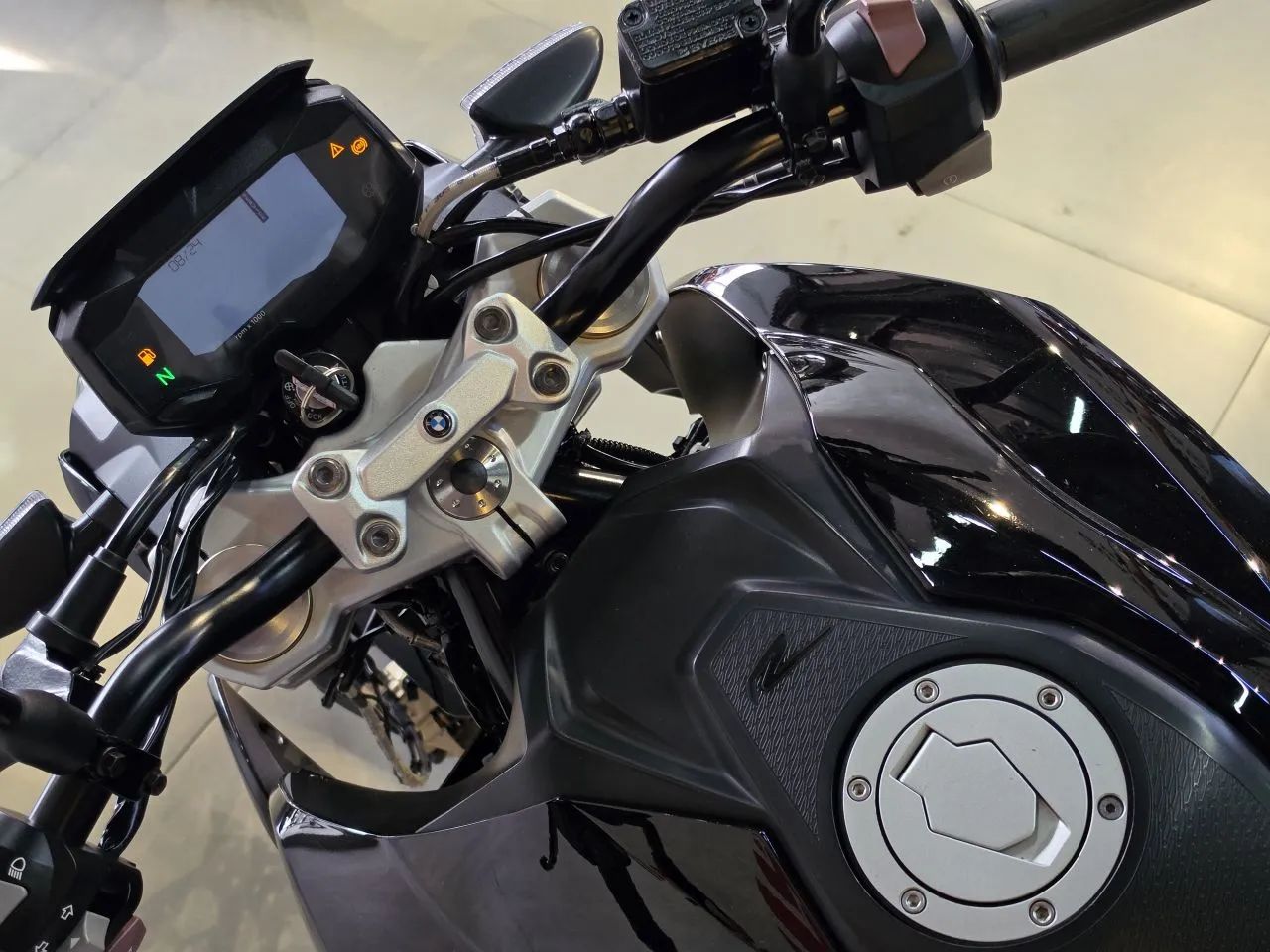 BMW G 310 R  - 2020 - Foto 5