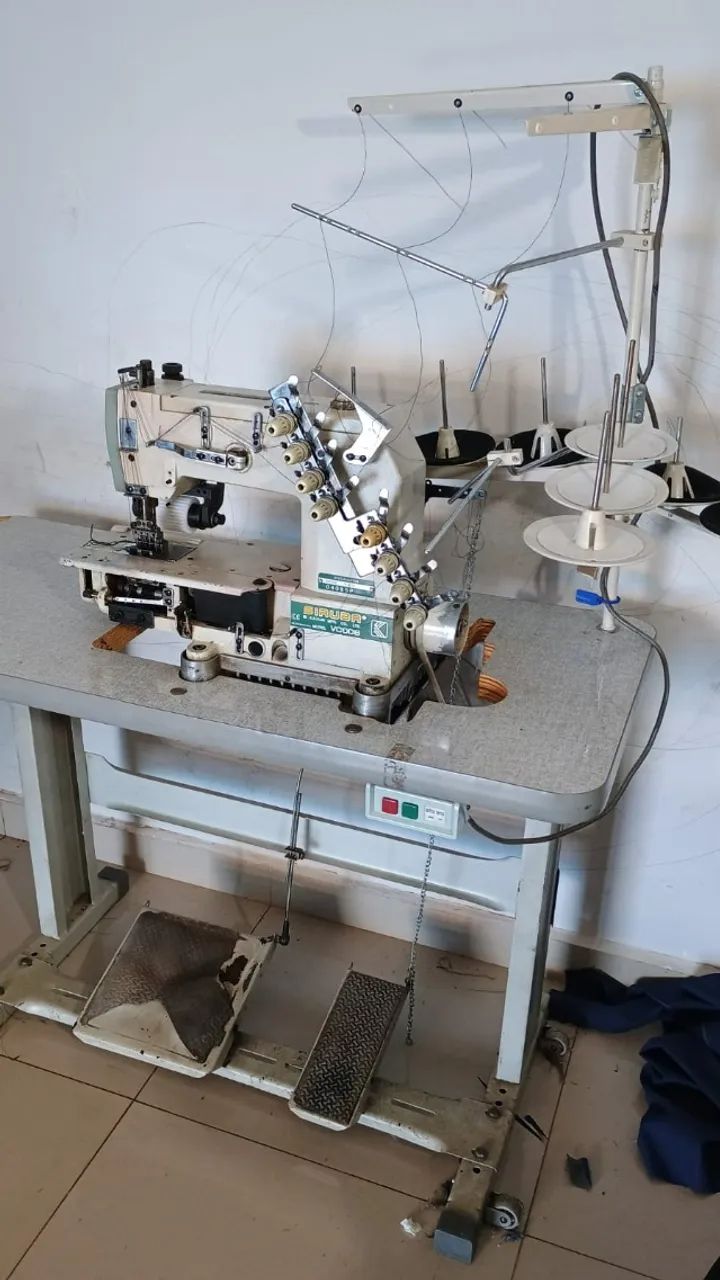 MAQUINA DE COSTURA - Foto 2