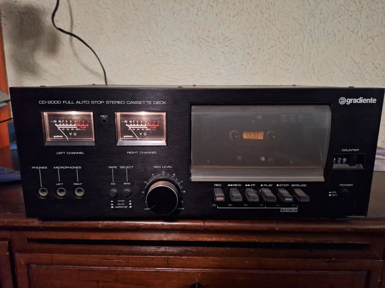 Gradiente CD-2000 Stereo Cassette Deck - Foto 2