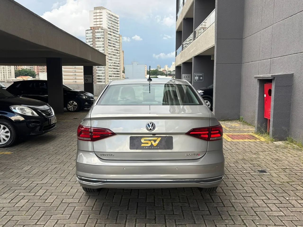 Volkswagen Virtus Highline 200 TSI 1.0 Flex 12V Aut, foto 6 de 15