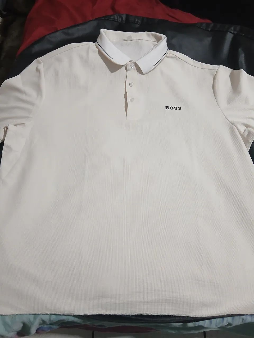 Camisa Hugo boss em ótimo estado leia o anúncio 