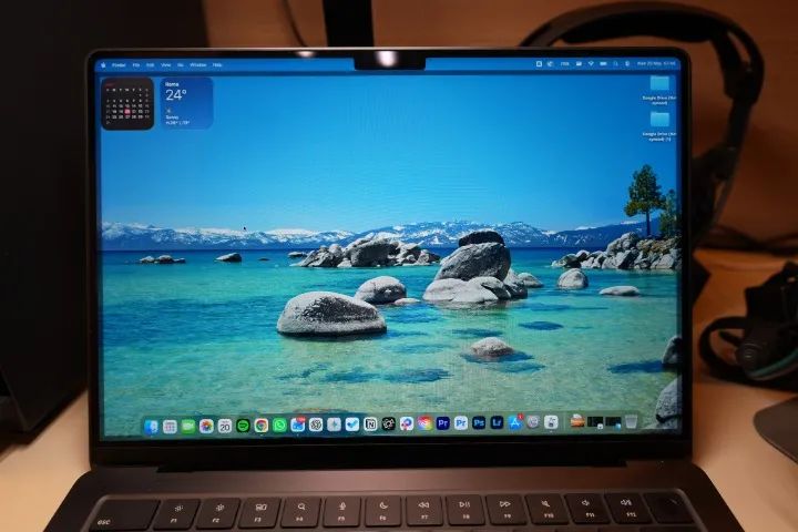 Macbook Pro M5 16gb RAM 512GB 14 polegadas - Notebooks - Centro