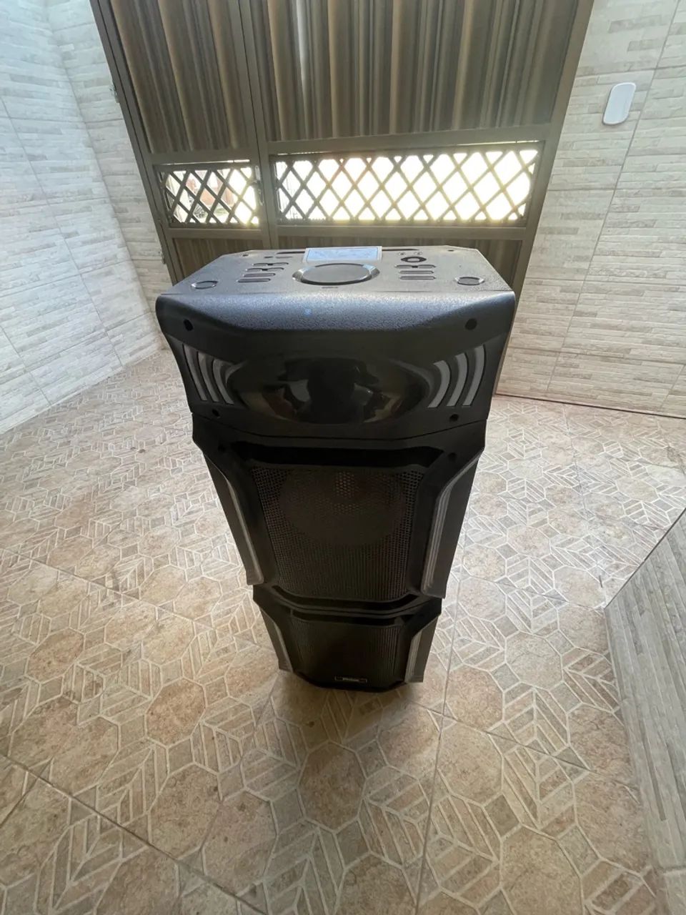 Vendo caixa Philco em perfeito estado  - Foto 2