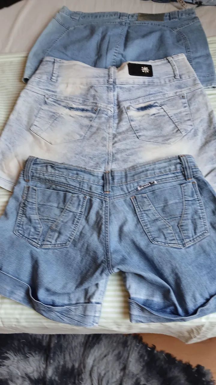 LOTE DE 2 SHORTS E 1 SAIA/46  - Foto 2