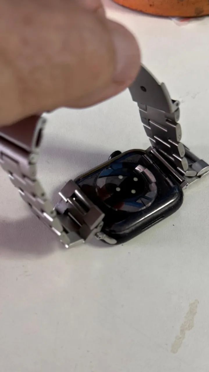 APPLE WATCH 7 GPS - POUCO USADO - Foto 2