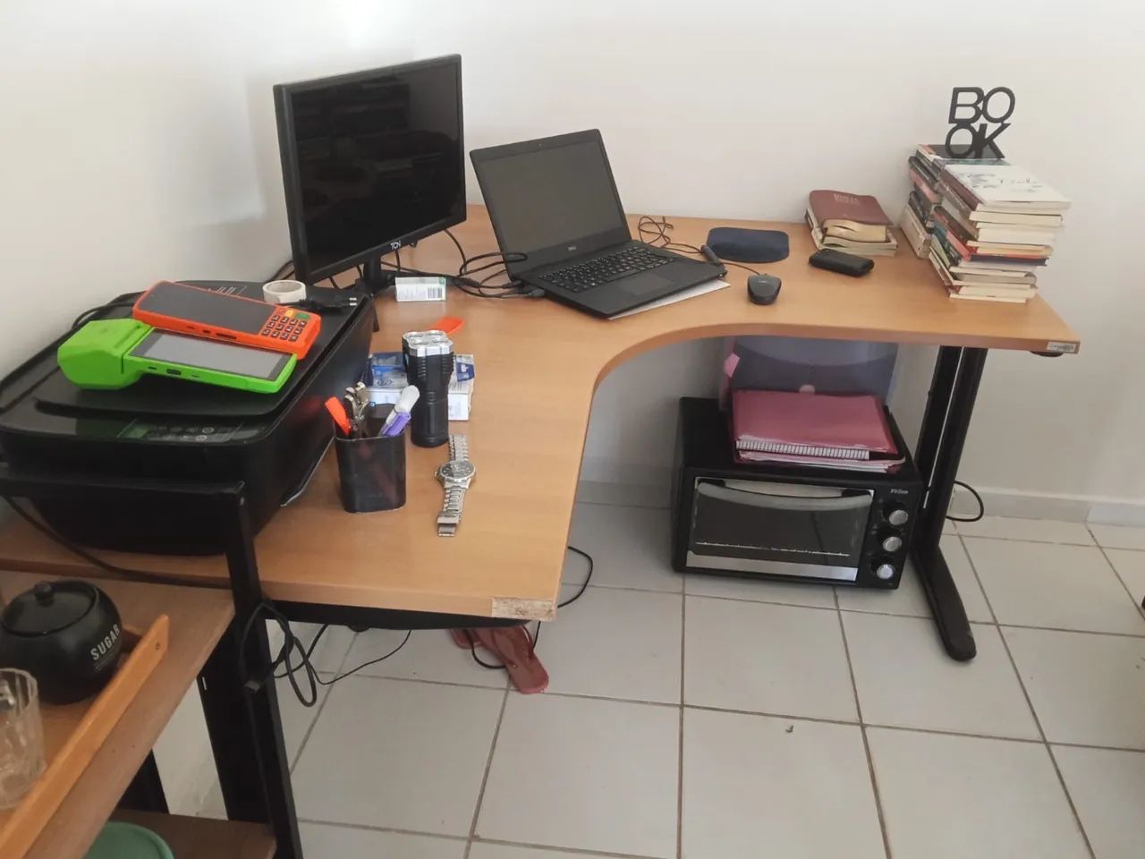 MESA DE ESCRITÓRIO