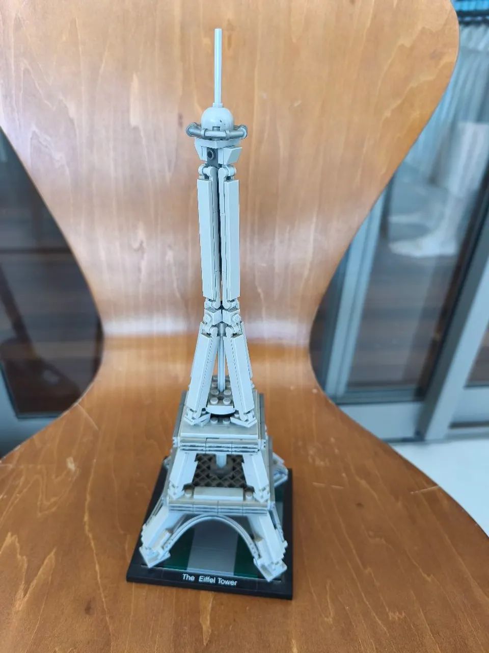Torre Eiffel LEGO Architecture 
