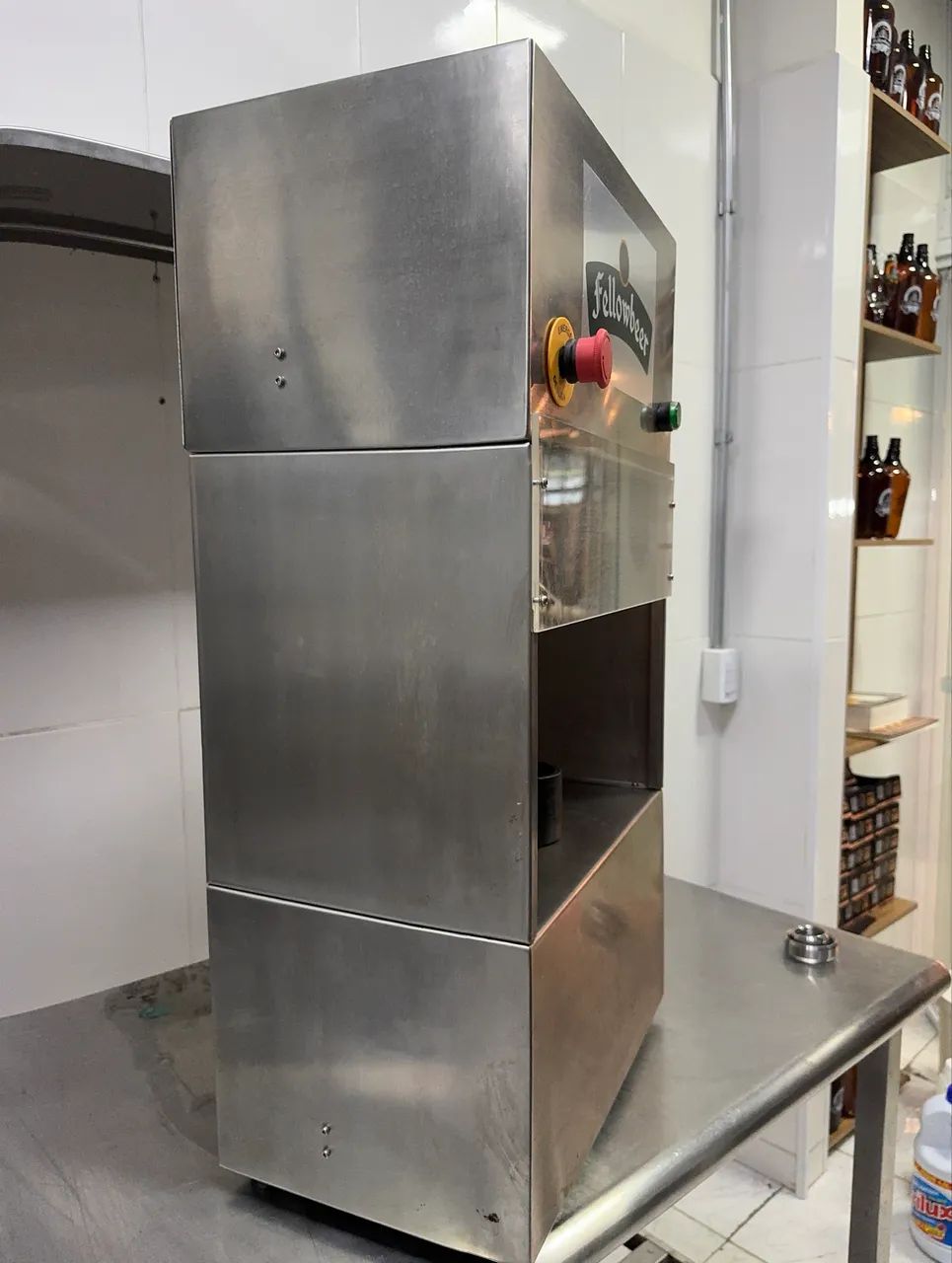 CRAVADORA DE LATINHA PNEUMÁTICA AUTOMATIZADA EM INOX  - Foto 4