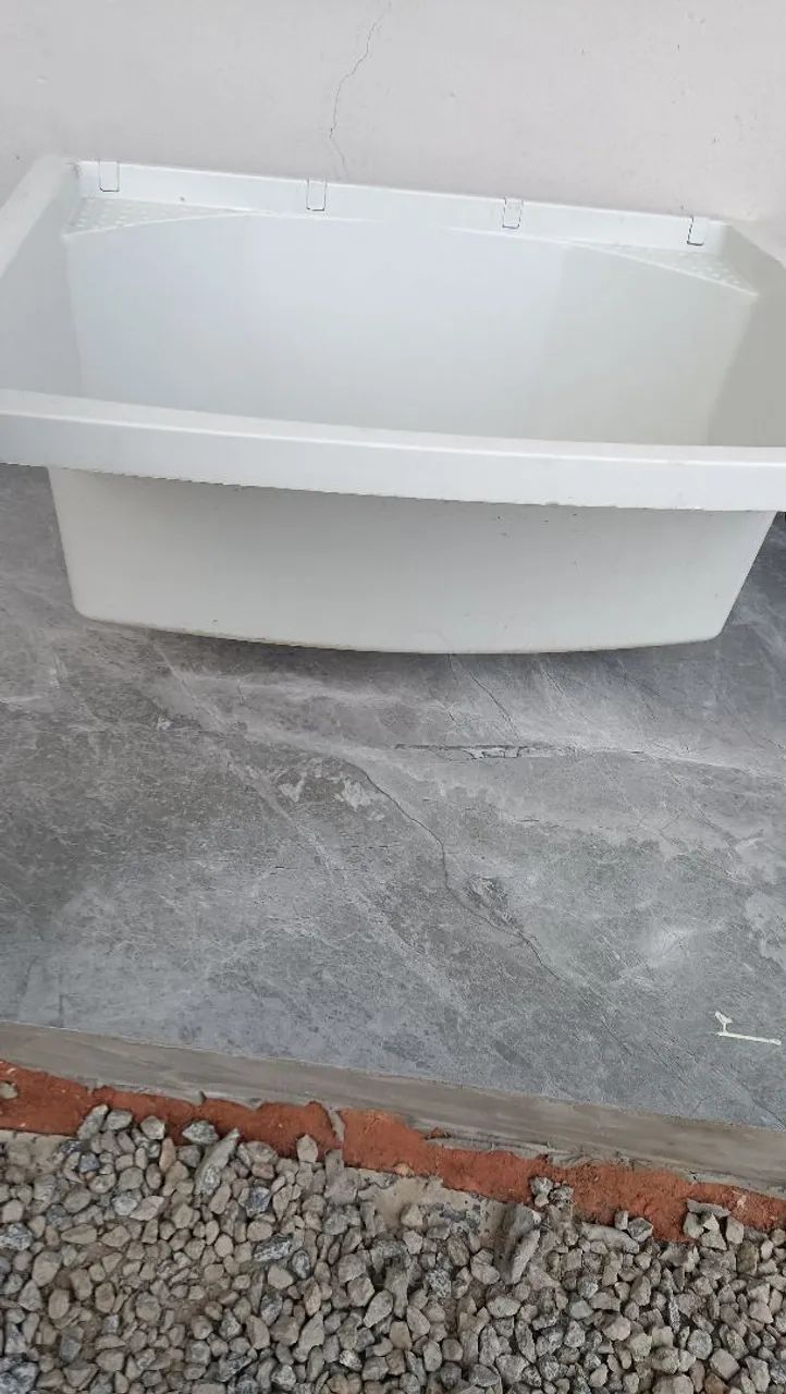 Vendo tanque de parede 