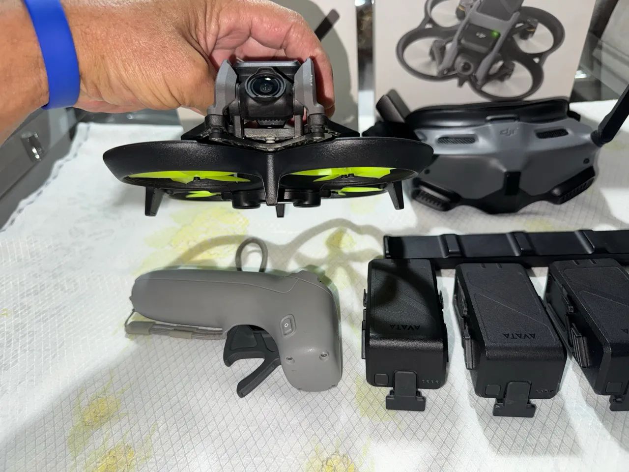 DJI Avata fly More - Foto 2