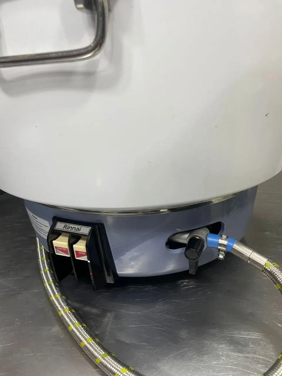 Vende-se panela de arroz da marca rinnai