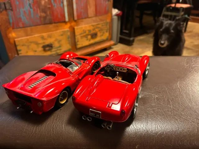 Miniaturas de Carros - Foto 5