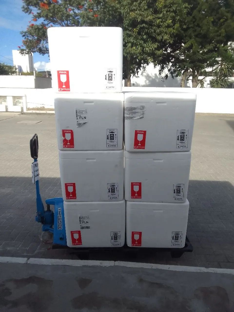Caixa de isopor 120 Litros