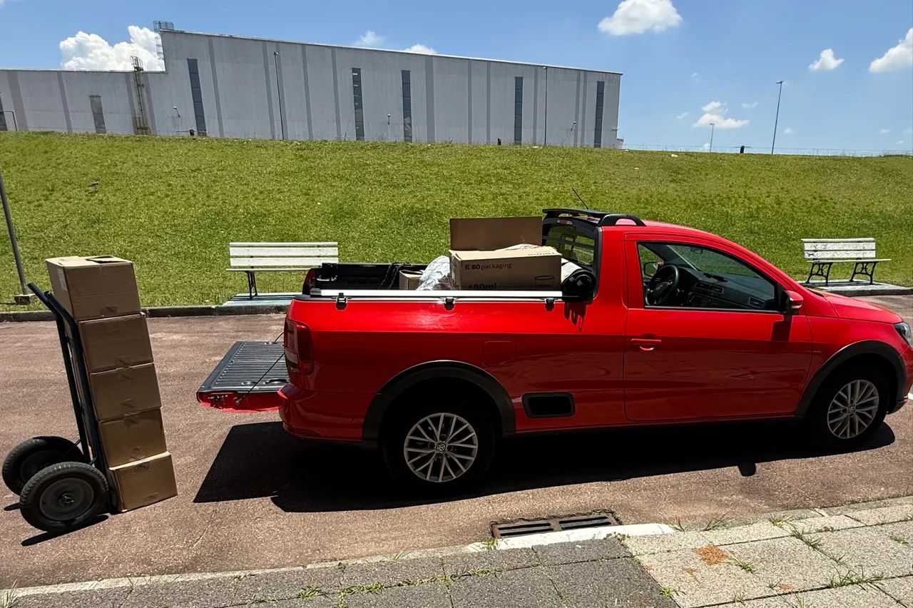 VIAGEM & FRETE( Caminhão plataforma elevada,saveiro e van) - Foto 3