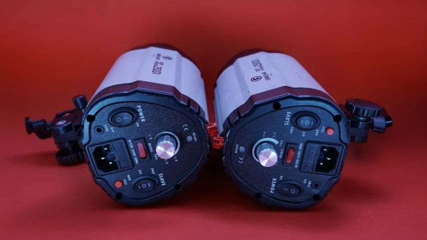 Flash tocha estudio greika mini pionneer 250DI - Câmeras e