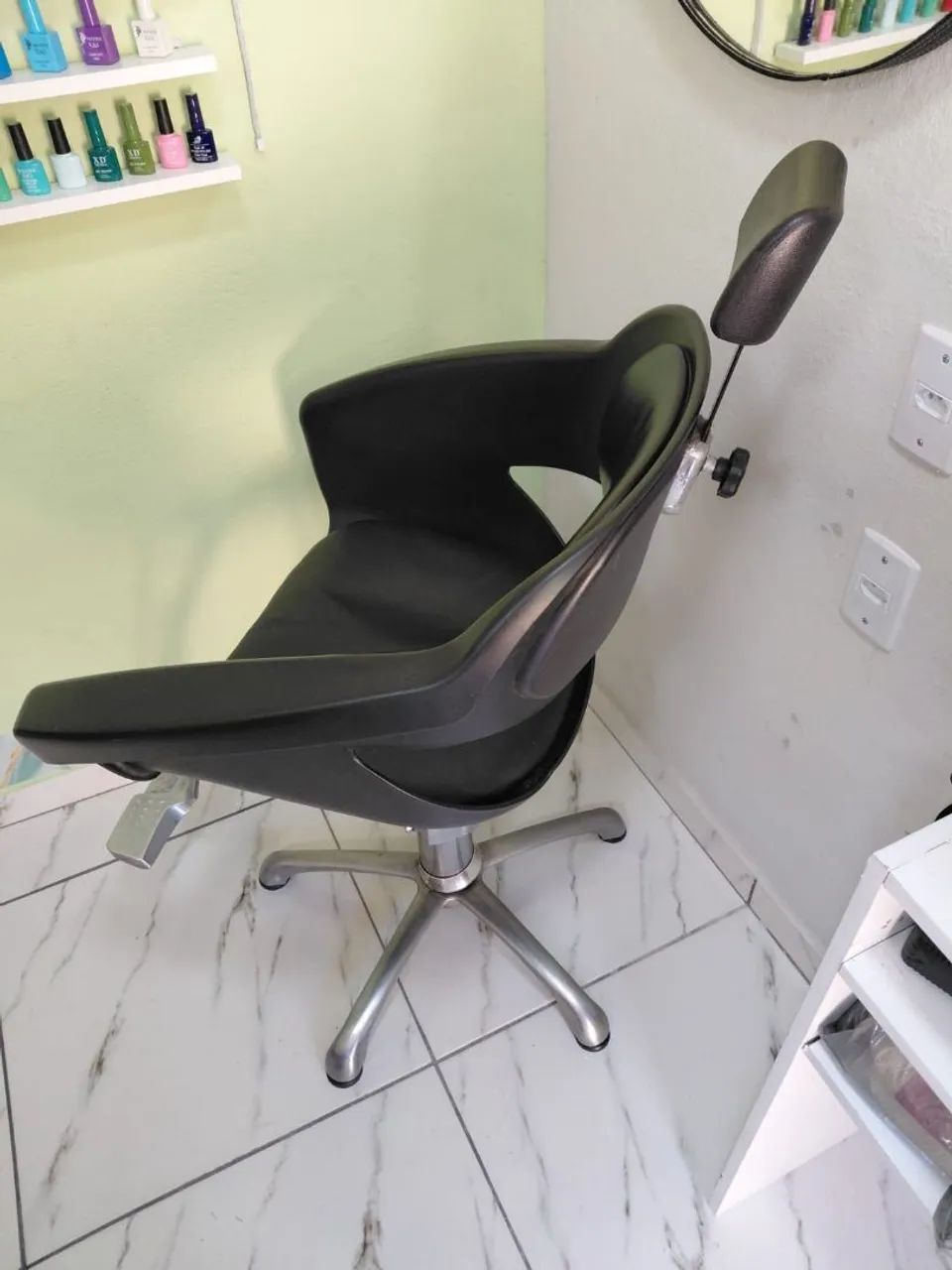 Cadeira de Salão hidráulica  - Foto 2