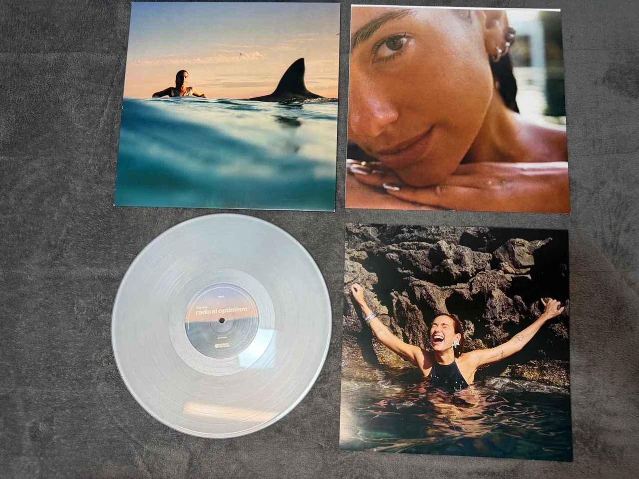 VINIL DUA LIPA - RADICAL OPTIMISM (VINIL CINZA OPACO) [B&N EXCLUSIVE] - Foto 2