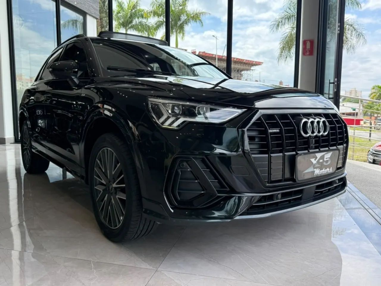 Audi Q3 Perf. Black 2.0 TFSI Tiptr. Quattro, foto 4 de 18