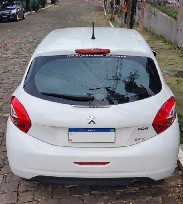 Peugeot 208 208 Active/Active Pack 1.5 Flex 8V 5p 2014