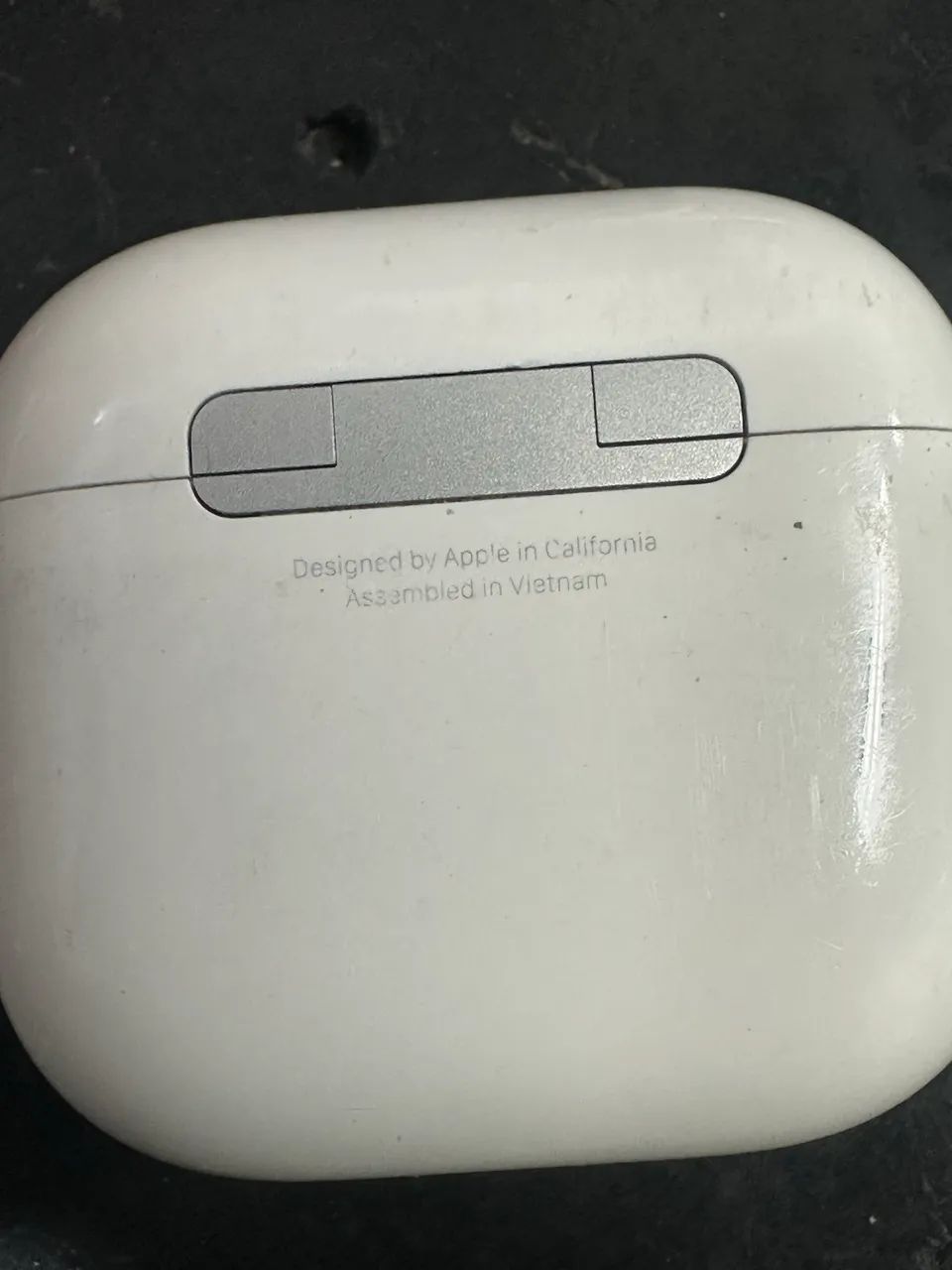 AirPods 4