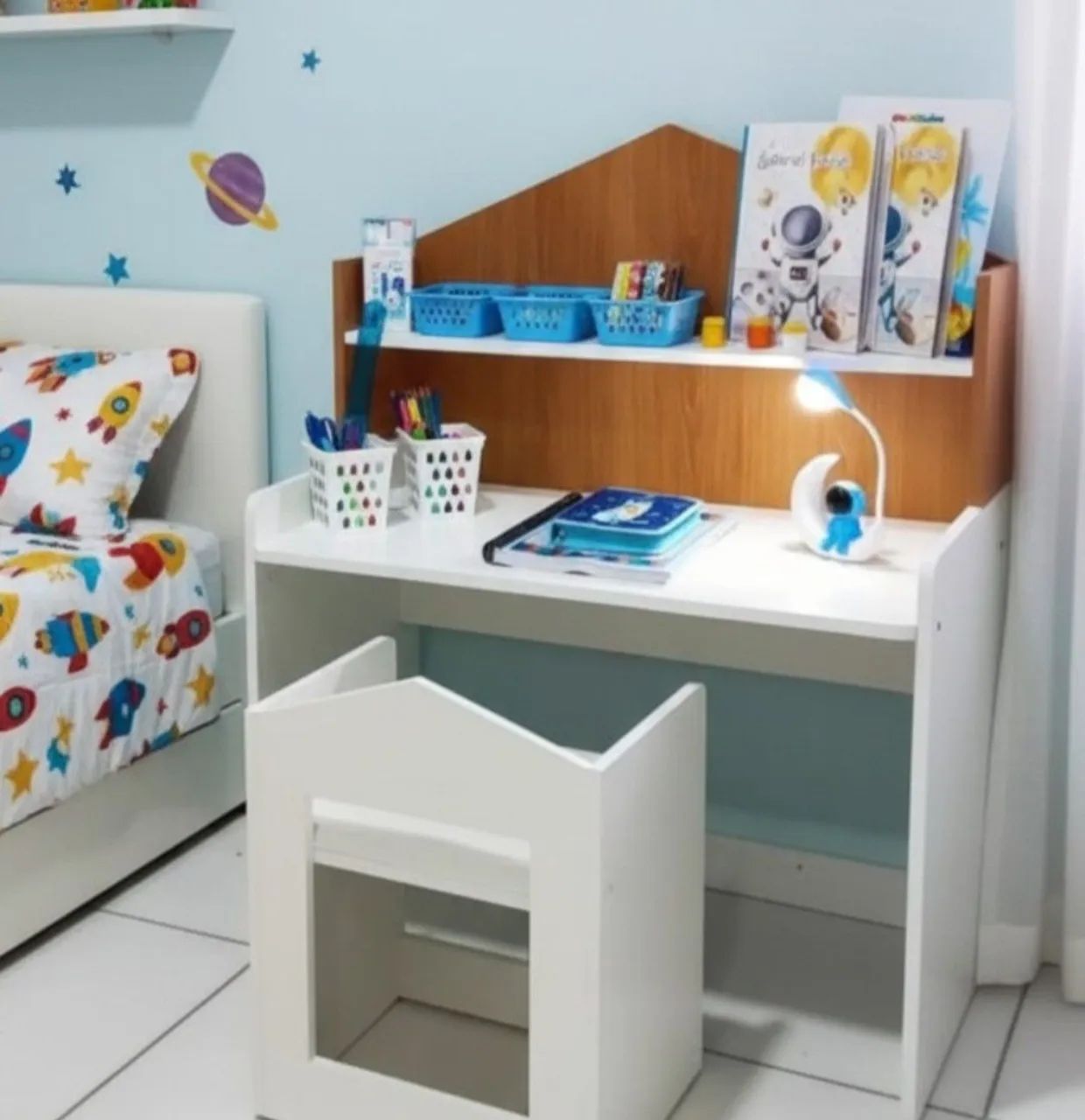 Mesa infantil em mdf