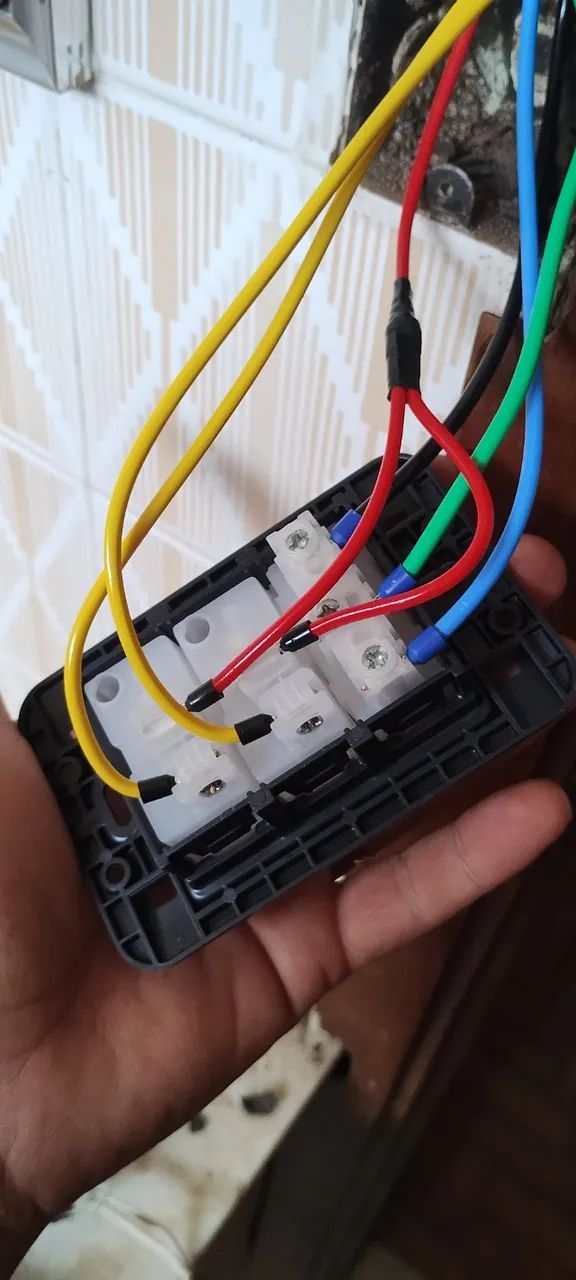 Eletricista atendendo Bariri e região  - Foto 2