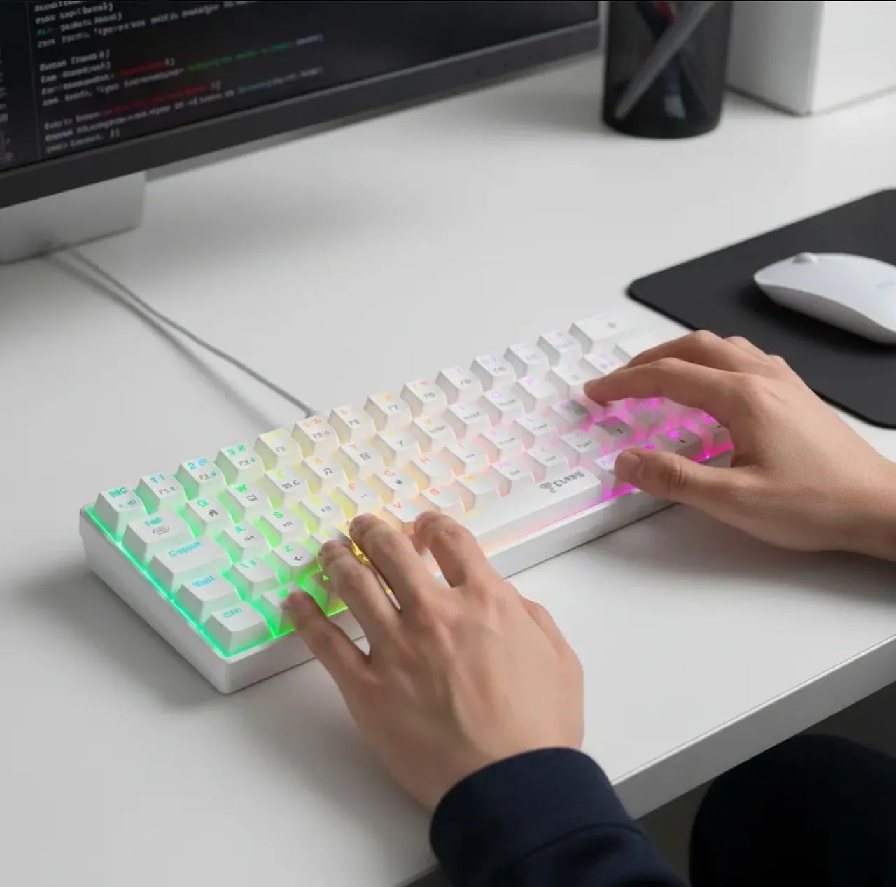 Teclado mecânico 60% Snow Walker Branco switches vermelhos branco português Brasil 