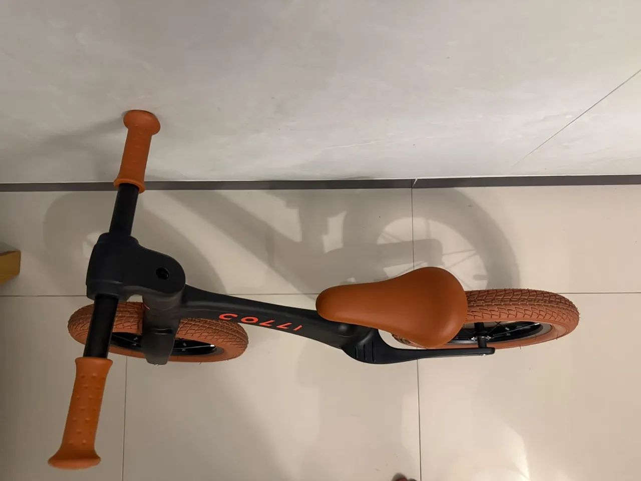 Bicicleta de equilibrio colli - Foto 2